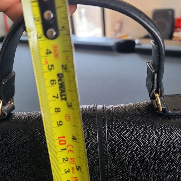 As New! Black Aldo Bag. Gold Hardware - Picture 15 of 16